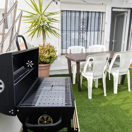 Seahomes Vacations - Center Apartment